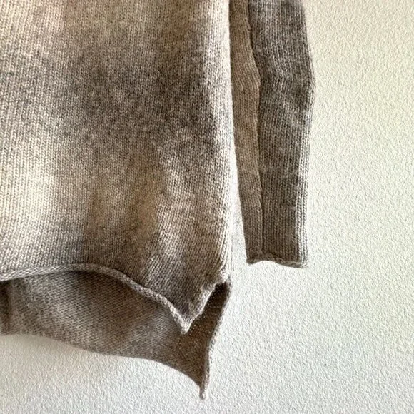 Wilfred Aritzia Alpaca blend Cowl Neck Oversized Ombre Beige Grey Sweater Small - Picture 5 of 9